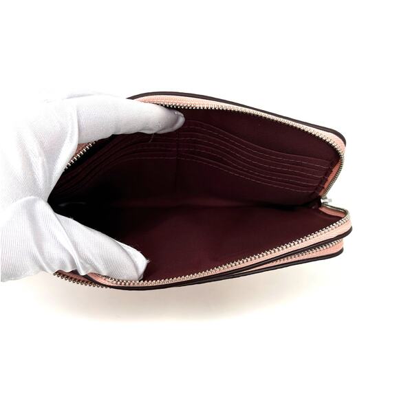 Coach Double Zip Wallet in Light Pink Leather C5610 - Picture 5 of 9